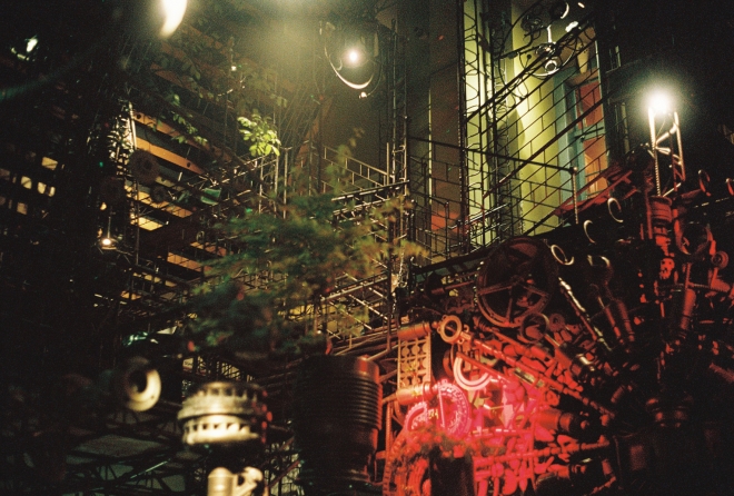 5 Deepartment, Cross club